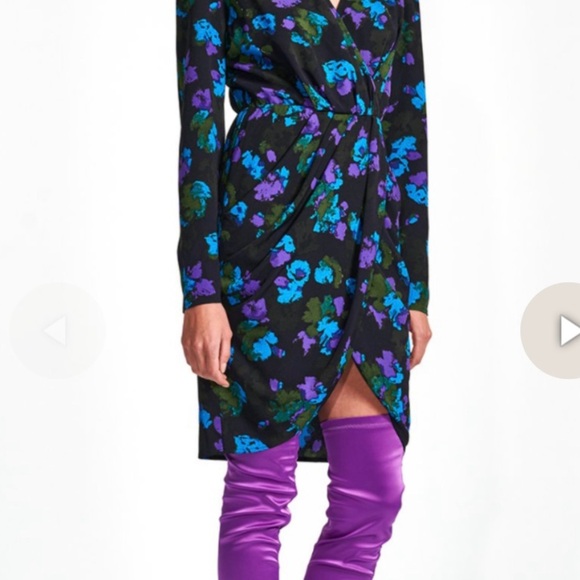 Essential Antwerp wizzie gatherer shirt dress - Picture 12 of 12